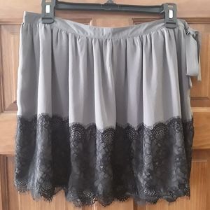 LC lauren Conrad lace trimmed skirt NWT